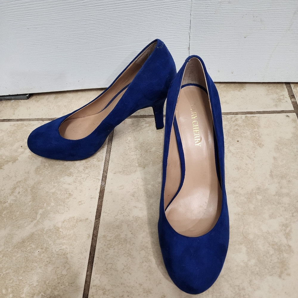 Very Cherry Blue Heels